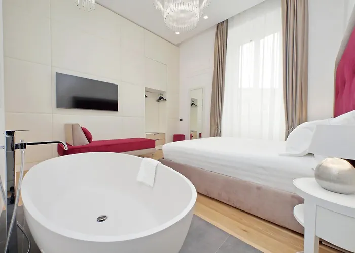 Domus Aurea Luxury Konukevi