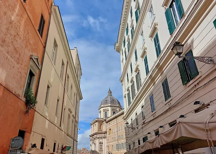 Konukevi Domus Aurea Luxury Roma